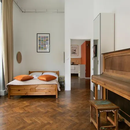 Studencka Street, Next To Planty Park Апартаменты *