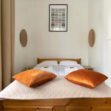 Apartment Studencka Street, Next To Planty Park Krakau
