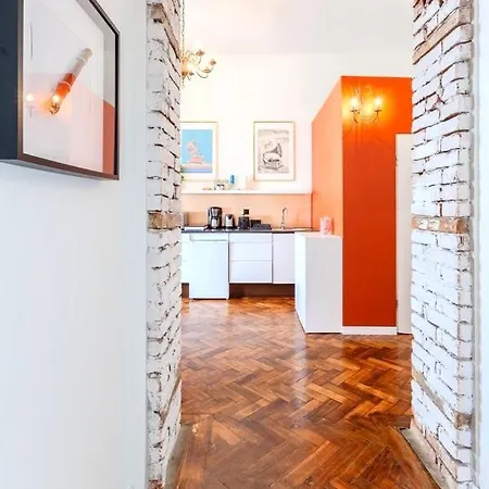 Studencka Street, Next To Planty Park Апартаменты